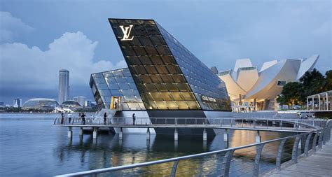 Singapore Trek: Louis Vuitton's Marina Bay Island Boutique